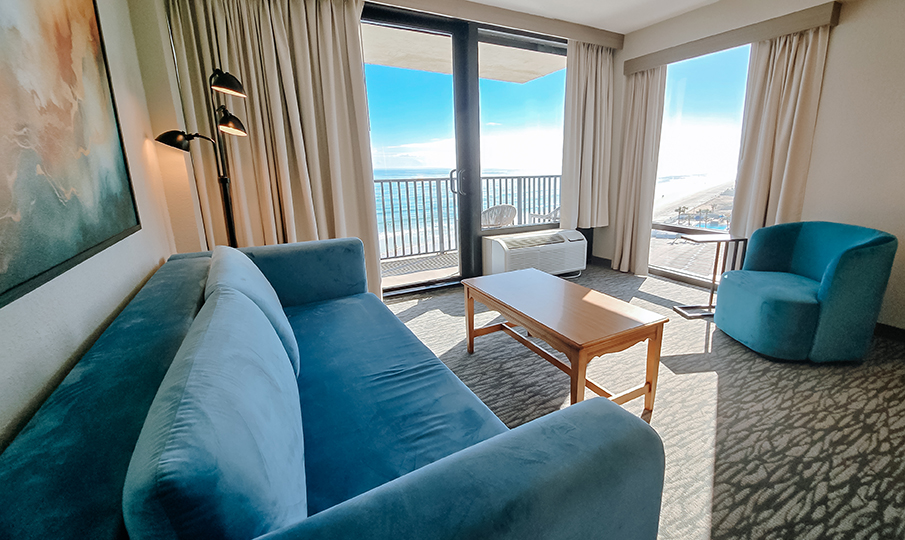 enlarged view of guest room kitchen facilities