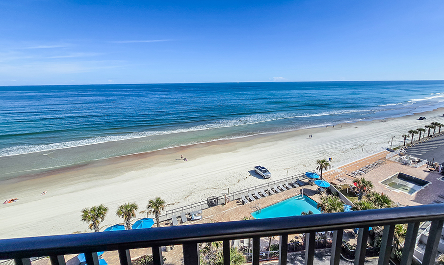 enlarged scenic balcony view of Daytona Beach