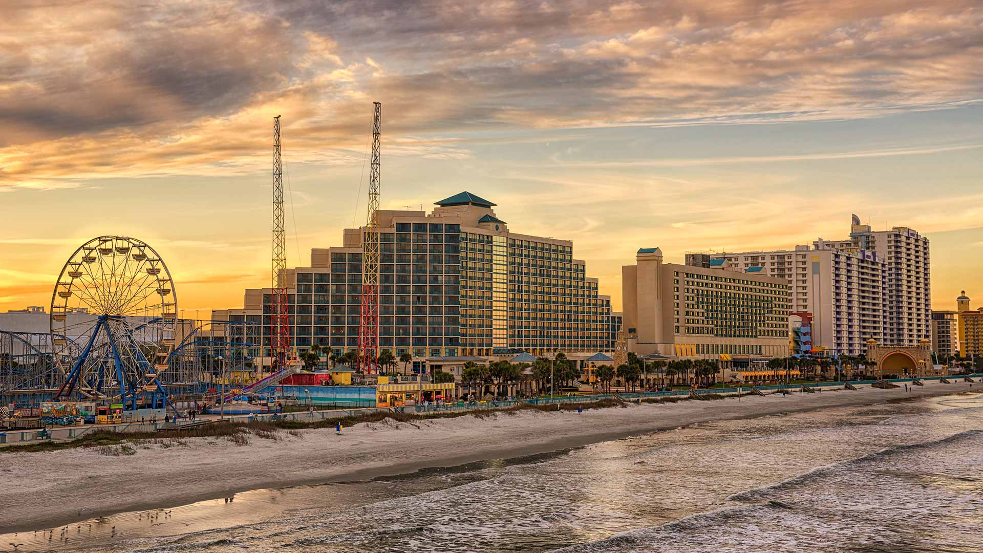 image of Daytona Beach Boardwalk