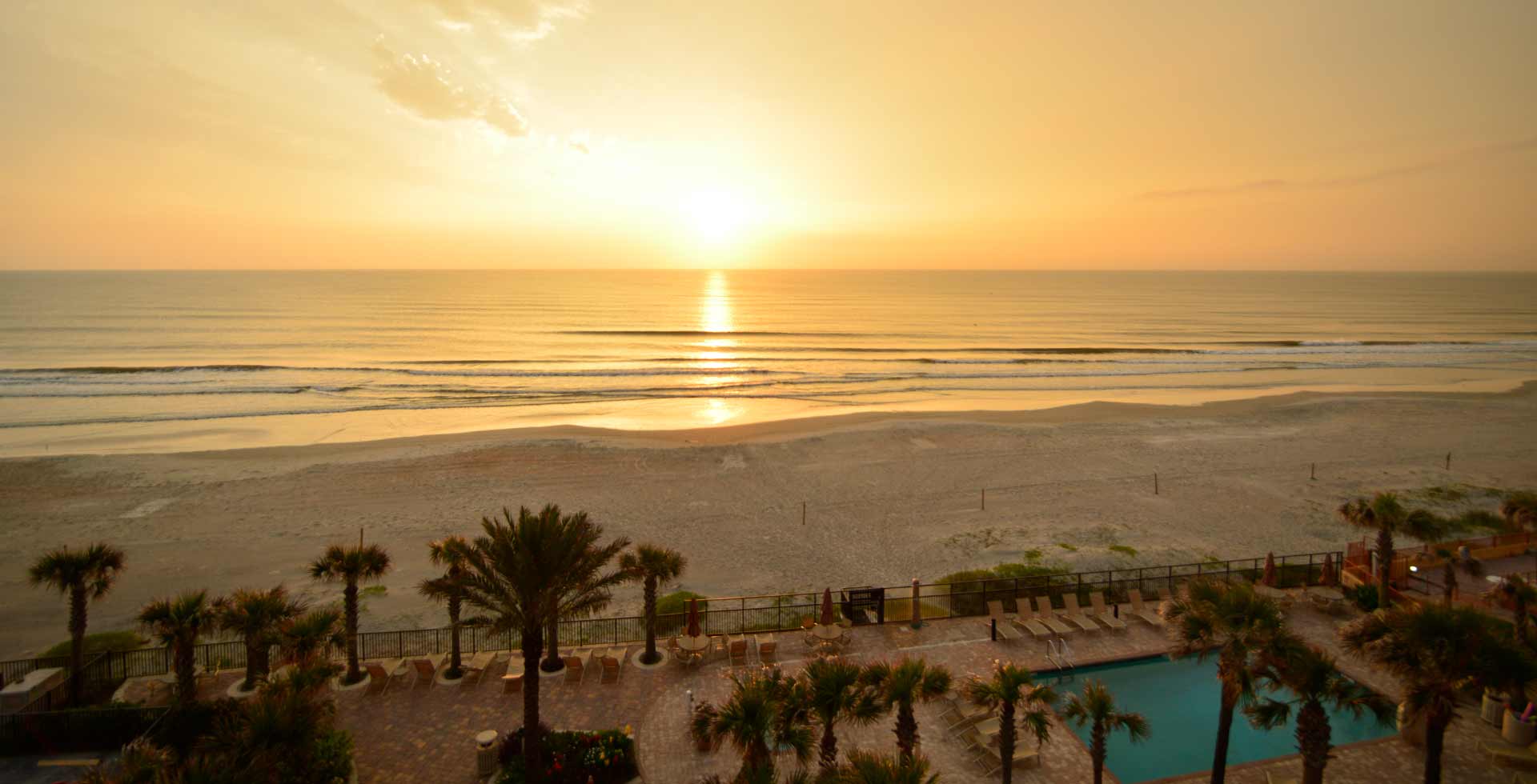 Sunrise beach view on Daytona Beach, Florida